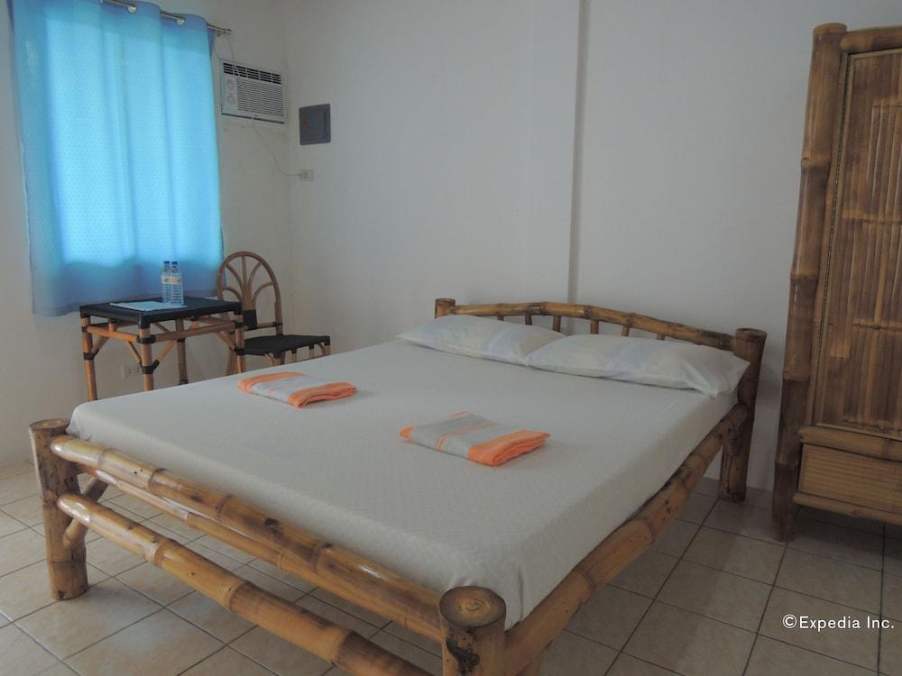 Moalboal Beach Resort Alcantara  Екстериор снимка