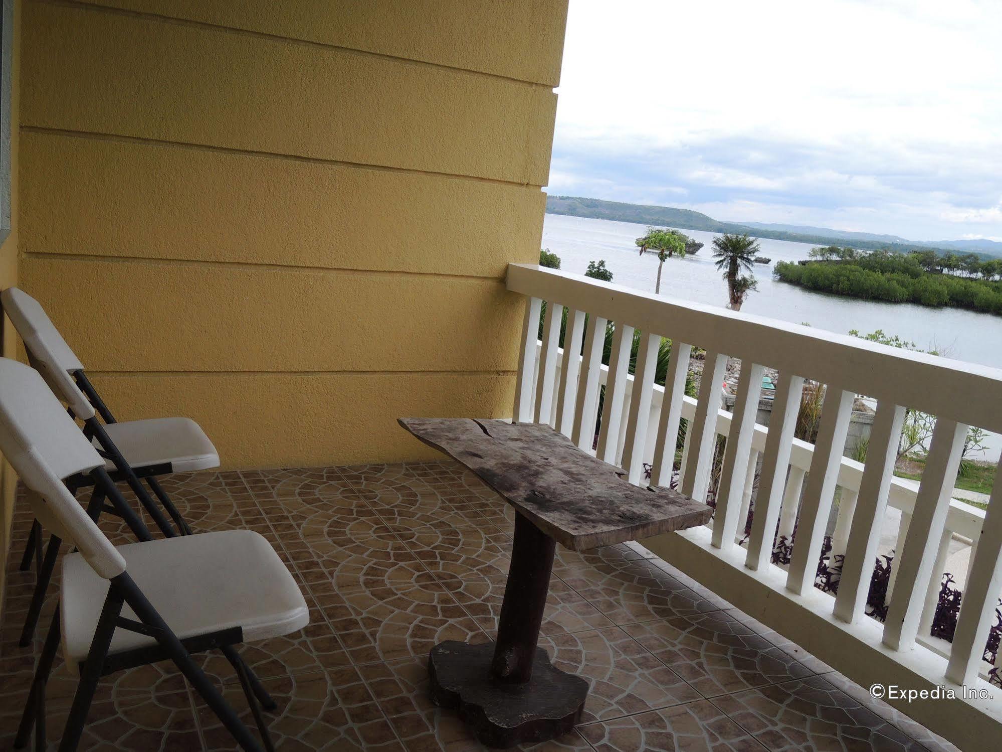 Moalboal Beach Resort Alcantara  Екстериор снимка