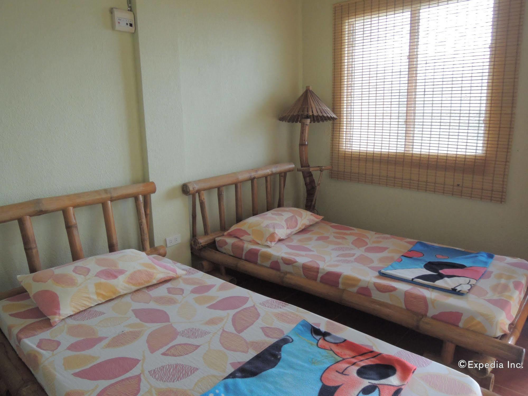 Moalboal Beach Resort Alcantara  Екстериор снимка